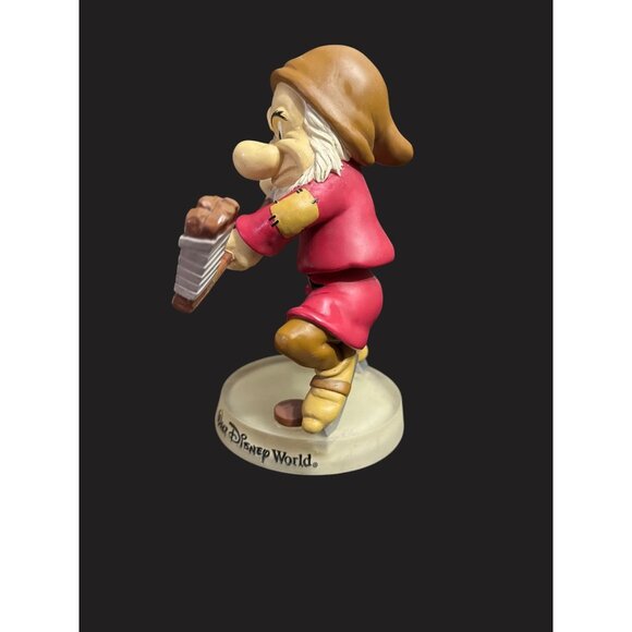 Disney Snow White Grumpy Hockey bobblehead  Walt Disney World - Picture 7 of 7